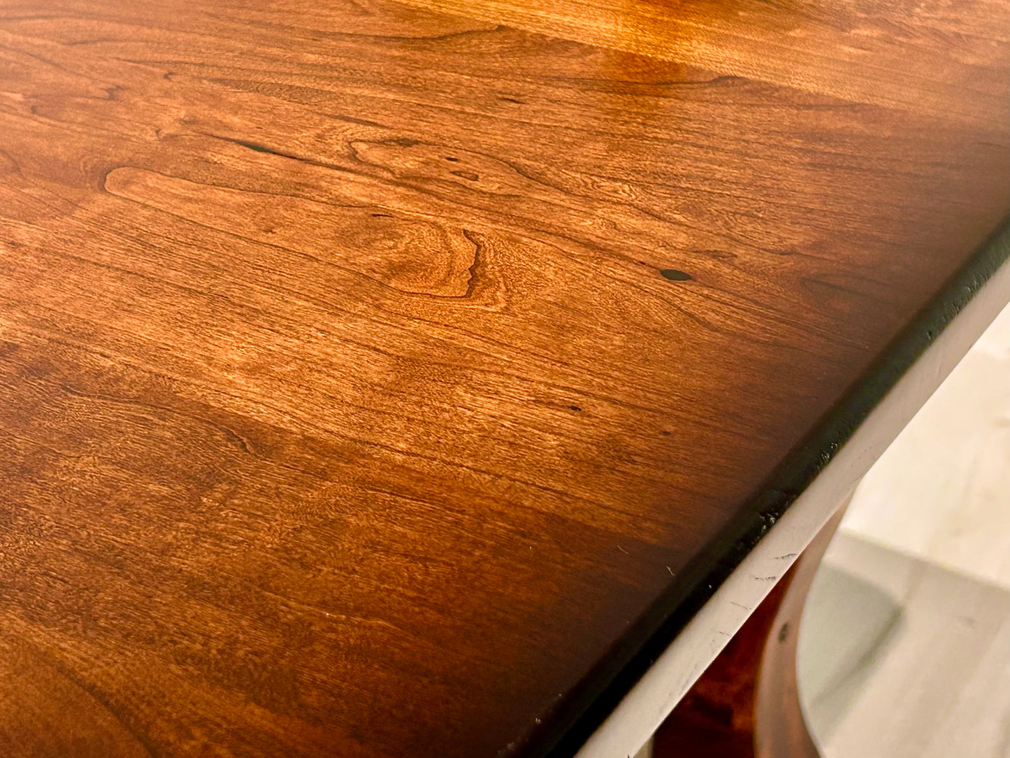 Reno Table